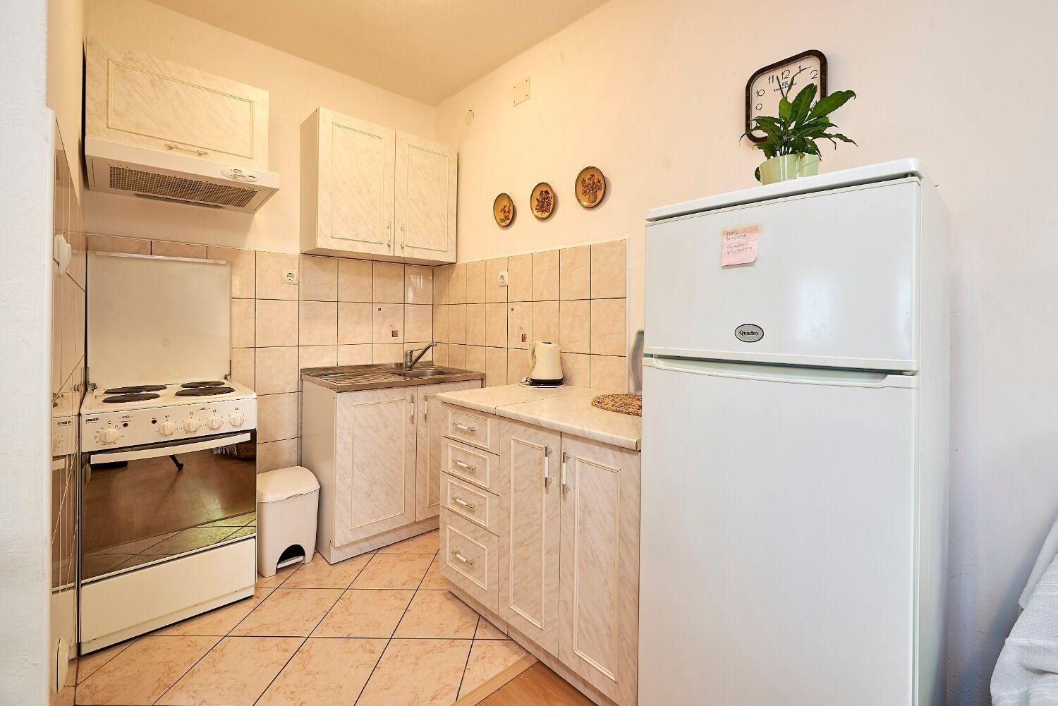 Apartment Ivanka Трогир Екстериор снимка